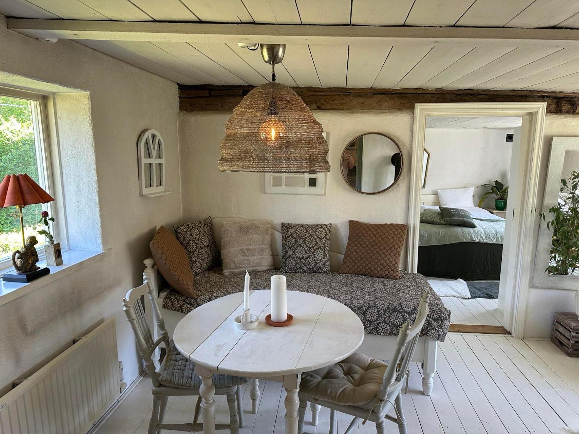 Millans Dockhus Vila Onslunda Exterior foto
