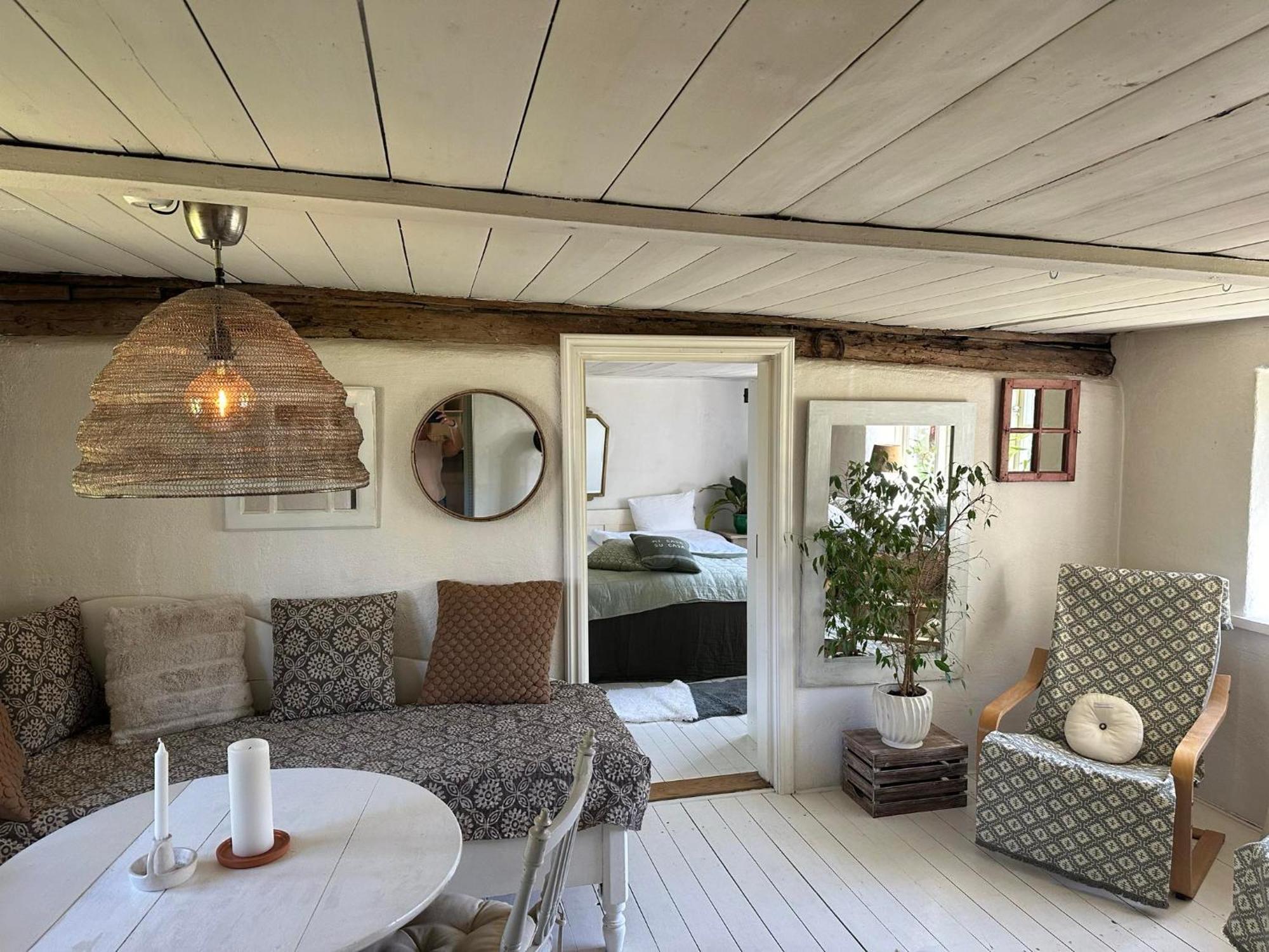 Millans Dockhus Vila Onslunda Exterior foto